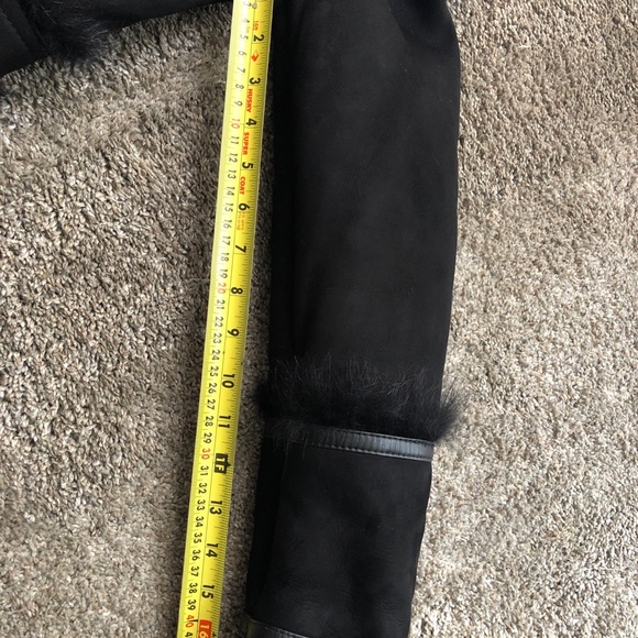 Authentic Burberry London shearling jacket - Picture 11 of 13